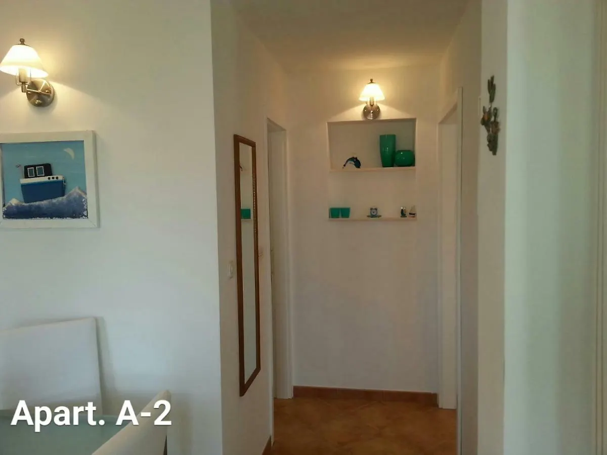 Apartment Apartmani A1 Marina, Okrug Gornji Trogir Croatia